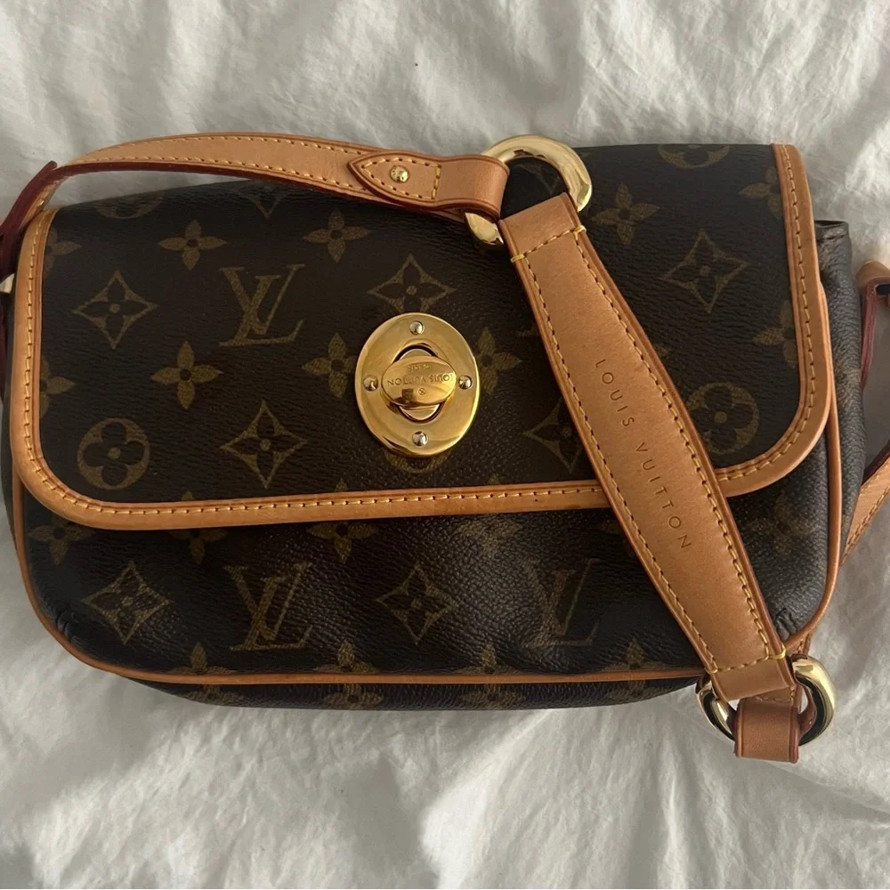 👑✅PRICE FIRM✅ AUTHENTIC Louis Vuitton Tikal PM Monogram Bag - Picture 5 of 17